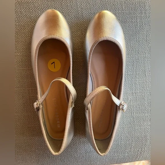 New Madden Girl silver Mary Jane ballet flats - Picture 4 of 9